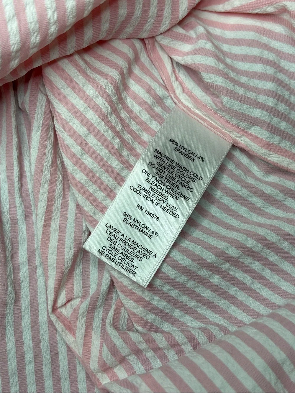 Vineyard Vines new tags